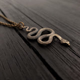 Gold-plated chain with snake pendant, versatile elegance | Moon Raven
